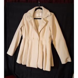 Lady's white coat Xhilaration size lg